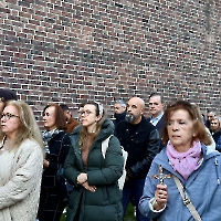 20.04.2026 - Droga Krzyżowa ulicami miasta Düsseldorf_104