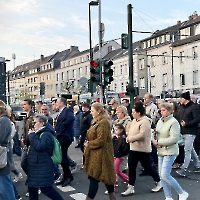 20.04.2026 - Droga Krzyżowa ulicami miasta Düsseldorf_12