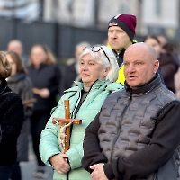 20.04.2026 - Droga Krzyżowa ulicami miasta Düsseldorf_22