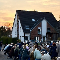 20.04.2026 - Droga Krzyżowa ulicami miasta Düsseldorf_23