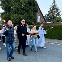 20.04.2026 - Droga Krzyżowa ulicami miasta Düsseldorf_79