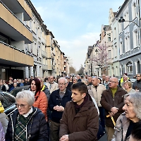 20.04.2026 - Droga Krzyżowa ulicami miasta Düsseldorf_8