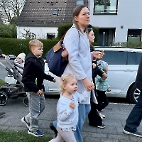 20.04.2026 - Droga Krzyżowa ulicami miasta Düsseldorf_95