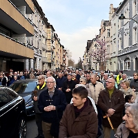 20.04.2026 - Droga Krzyżowa ulicami miasta Düsseldorf_9